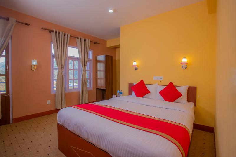 Oyo 281 Twins Kitchen Hotel Дхуликел Екстериор снимка